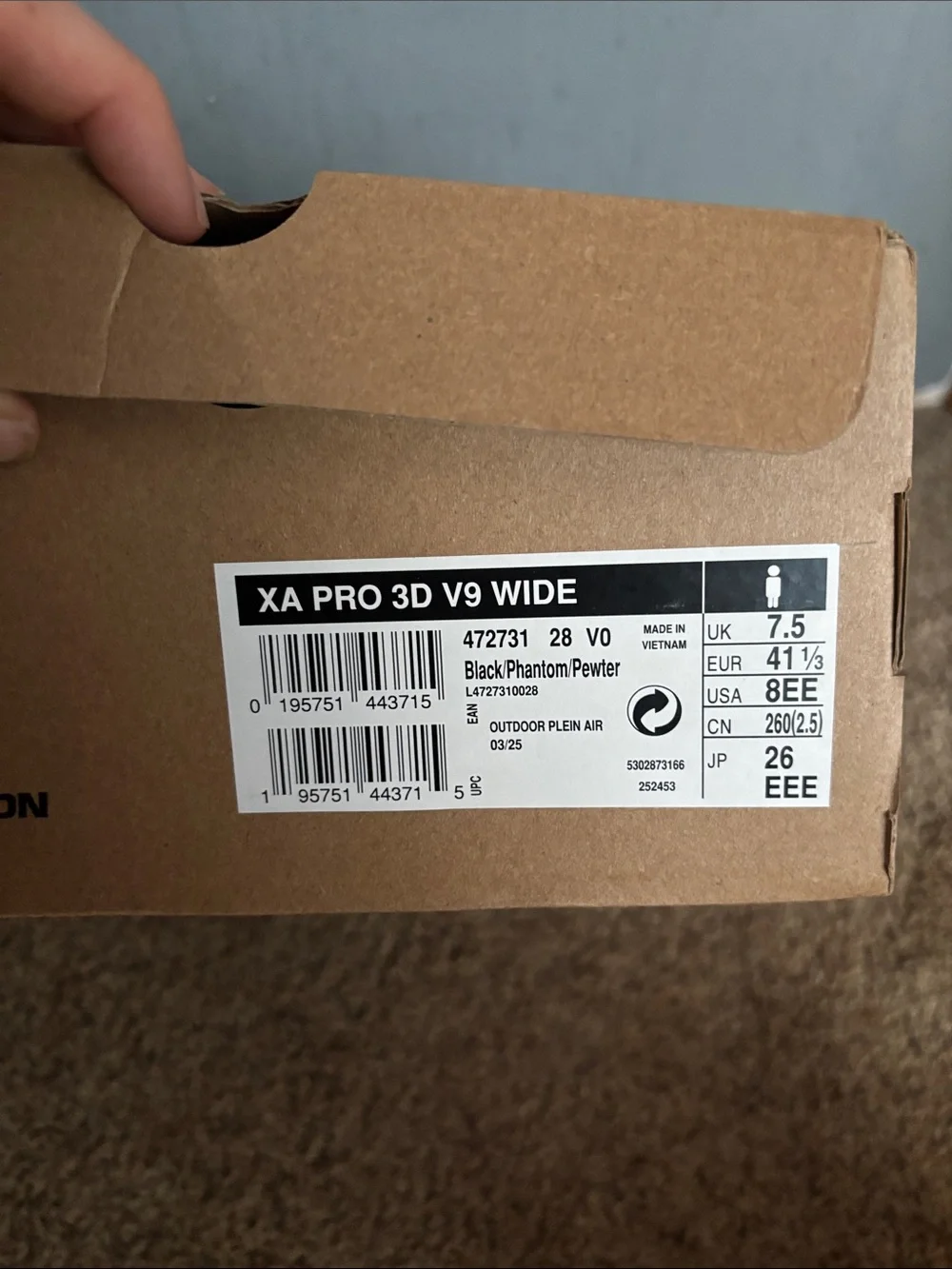 Salomon Men's XA pro 3D V9 wide size 8 black new with box